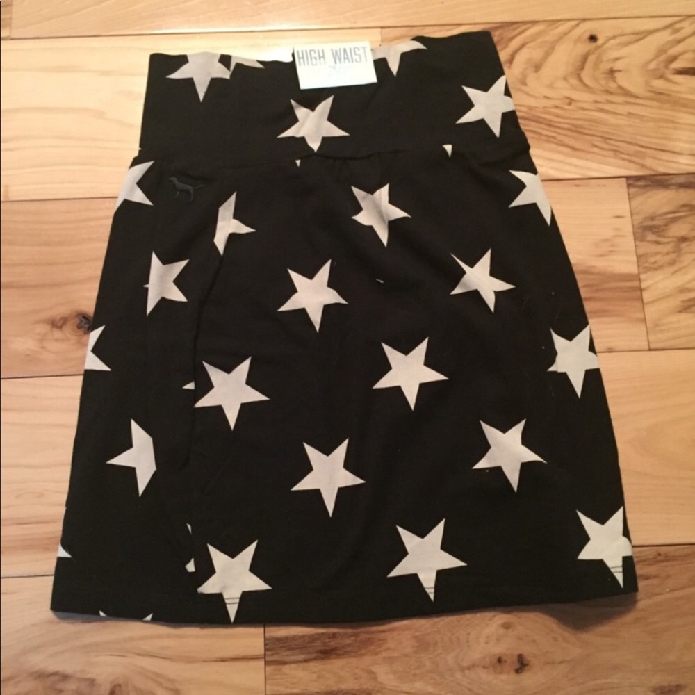 Last chance.  VS high waist skirt, S NWT